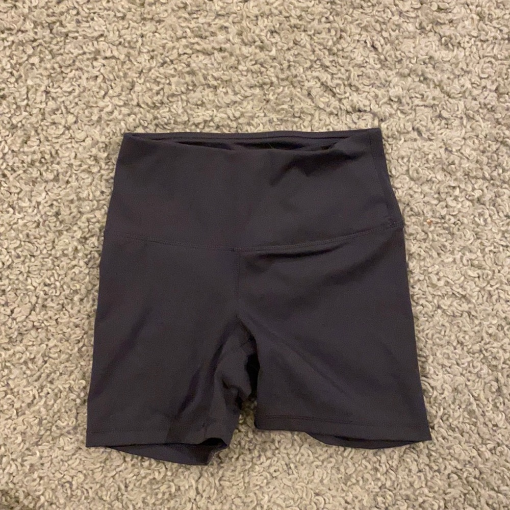 Light grey biker shorts